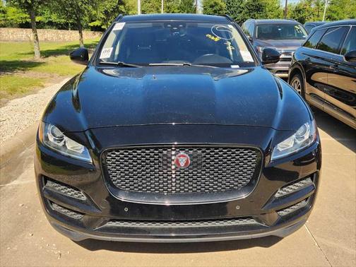 2019 Jaguar F-PACE 25t Premium