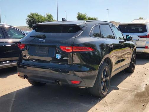 2019 Jaguar F-PACE 25t Premium