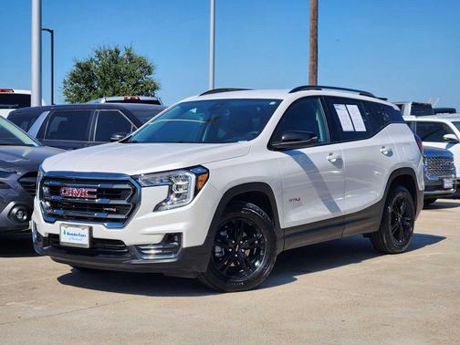 2024 GMC Terrain AWD AT4