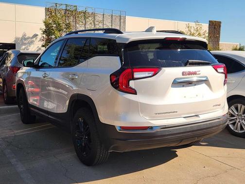 2024 GMC Terrain AWD AT4