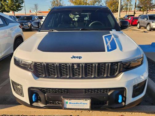 2022 Jeep Grand Cherokee 4xe Trailhawk