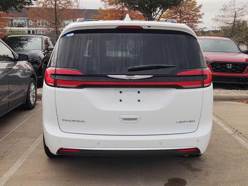 2022 Chrysler Pacifica Limited