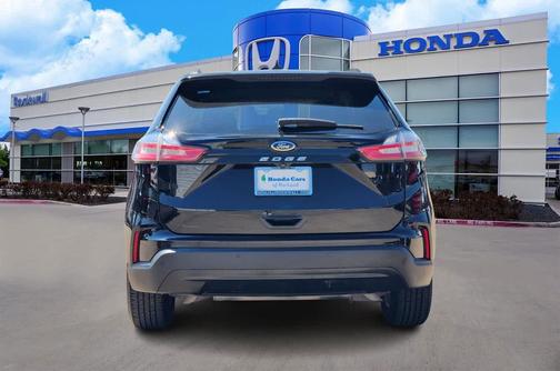 2021 Ford Edge SE