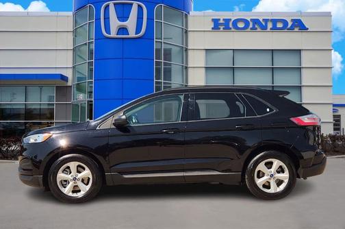 2021 Ford Edge SE