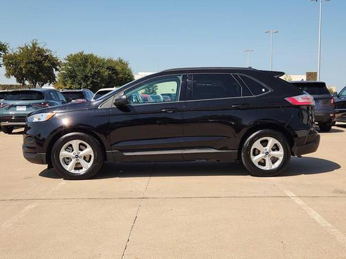 2021 Ford Edge SE