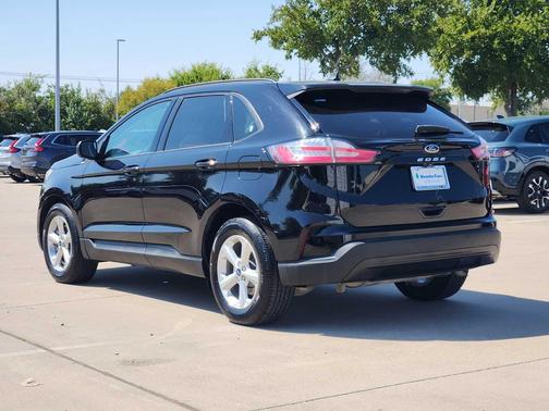 2021 Ford Edge SE