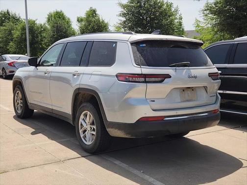 2022 Jeep Grand Cherokee L Laredo