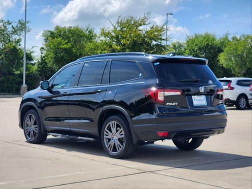 2022 Honda Pilot AWD Sport