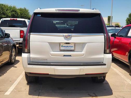 2018 Cadillac Escalade Platinum
