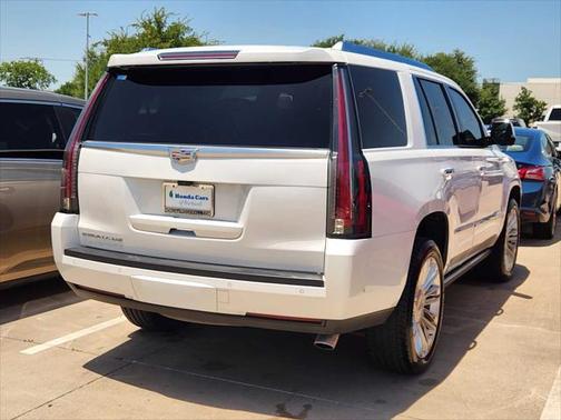 2018 Cadillac Escalade Platinum