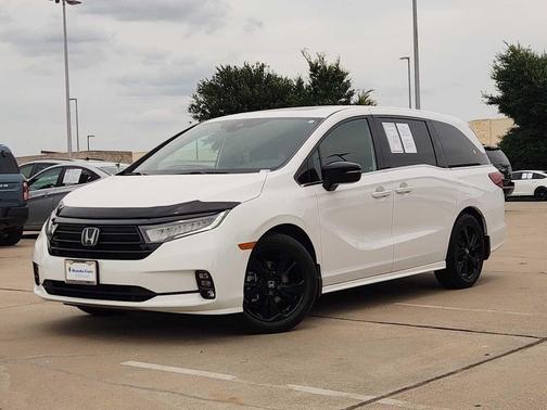 Platinum White Pearl 2024 Honda Odyssey Sport