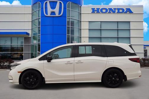 Platinum White Pearl 2024 Honda Odyssey Sport