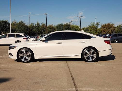 2018 Honda Accord Touring 2.0T