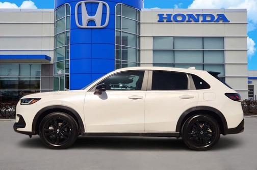 White 2026 Honda HR-V 2WD Sport