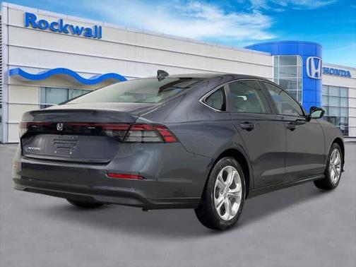 2025 Honda Accord LX 1.5T