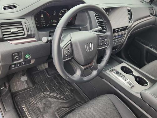 2025 Honda Ridgeline Sport
