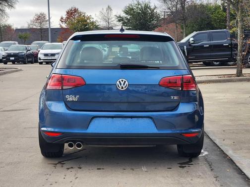 2017 Volkswagen Golf TSI S 4-Door