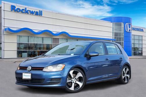 2017 Volkswagen Golf TSI S 4-Door