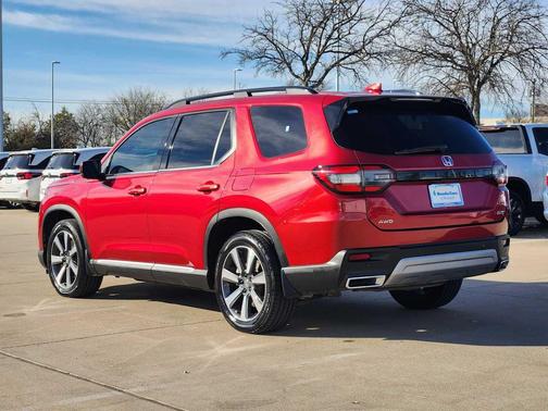 2023 Honda Pilot AWD Elite