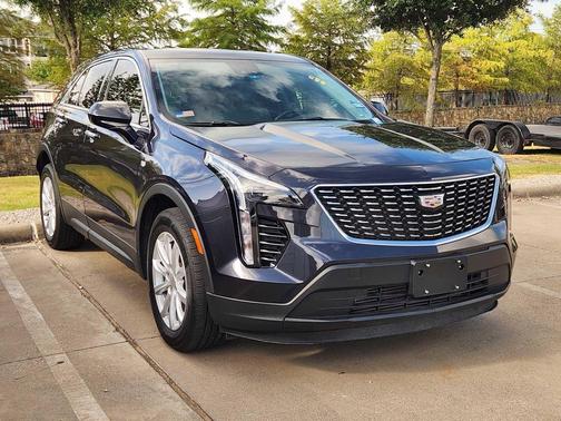 Galactic Gray Metallic 2022 Cadillac XT4 Luxury
