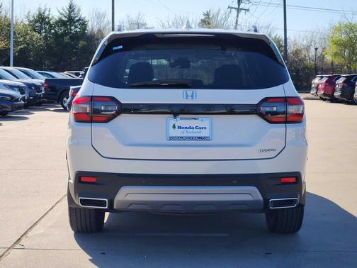 2024 Honda Pilot Touring 8-Passenger