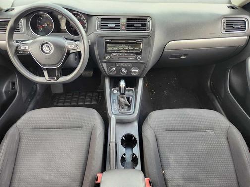 2015 Volkswagen Jetta 1.8T SE
