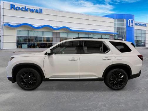 2025 Honda Pilot Touring 8-Passenger