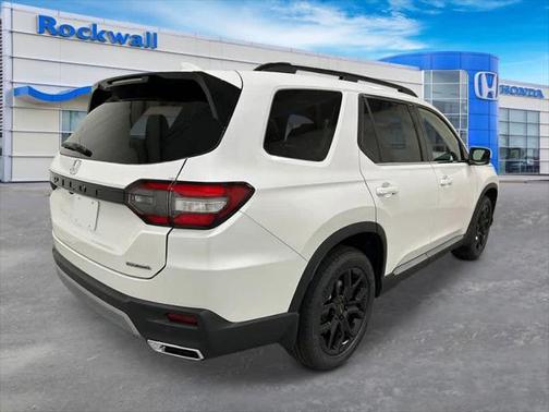 2025 Honda Pilot Touring 8-Passenger
