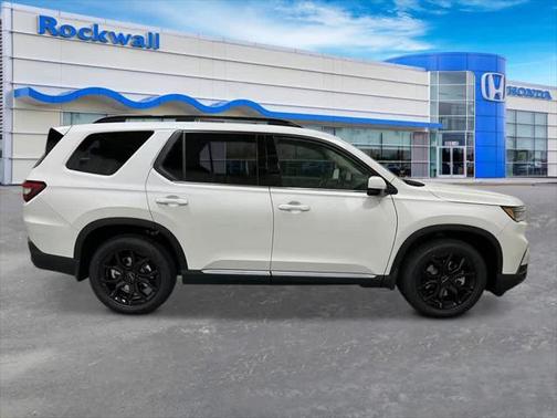 2025 Honda Pilot Touring 8-Passenger