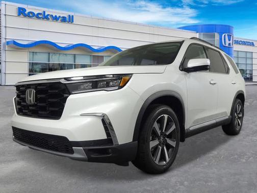 2025 Honda Pilot Touring 8-Passenger