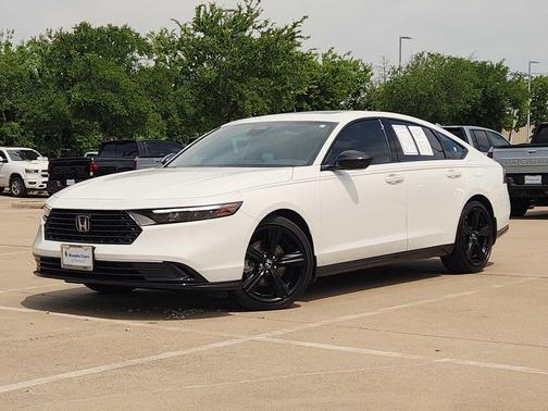Platinum White Pearl 2025 Honda Accord Hybrid Sport-L