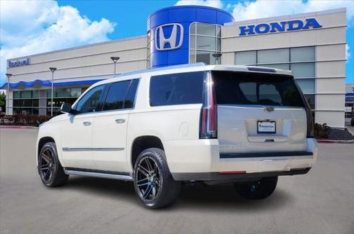 2015 Cadillac Escalade ESV Luxury
