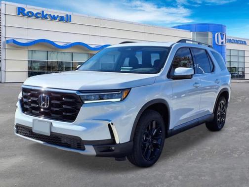 2025 Honda Pilot Touring 8-Passenger