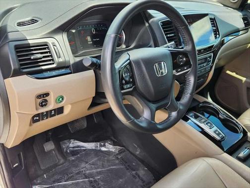 2020 Honda Pilot Touring 8-Passenger