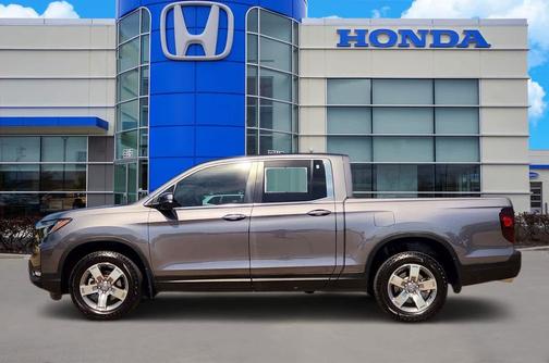 Modern Steel Metallic 2026 Honda Ridgeline RTL