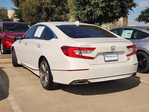 2022 Honda Accord Touring 2.0T