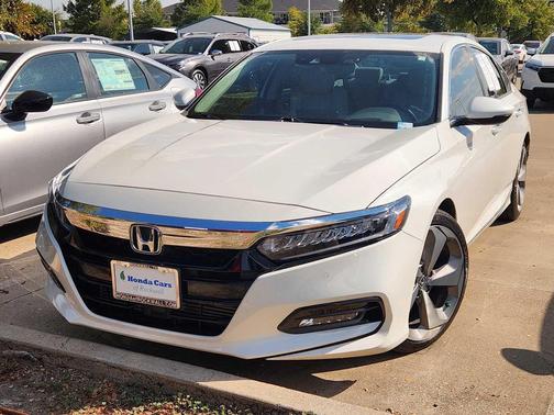 2022 Honda Accord Touring 2.0T