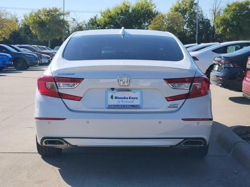 2022 Honda Accord Touring 2.0T
