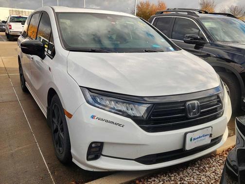 2023 Honda Odyssey Sport