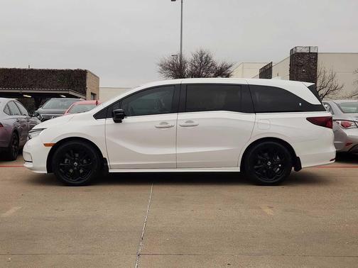 2023 Honda Odyssey Sport