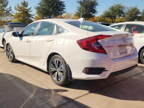 2018 Honda Civic EX-L