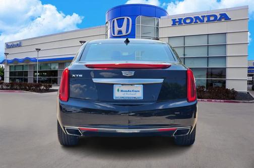 2016 Cadillac XTS Luxury