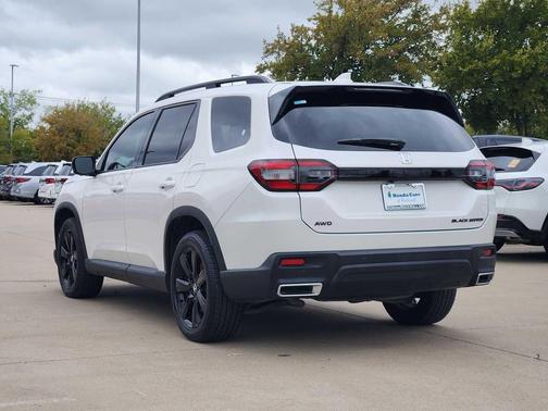 2025 Honda Pilot Black Edition