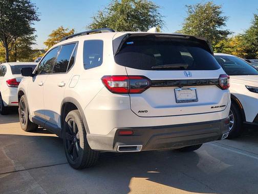 2025 Honda Pilot Black Edition