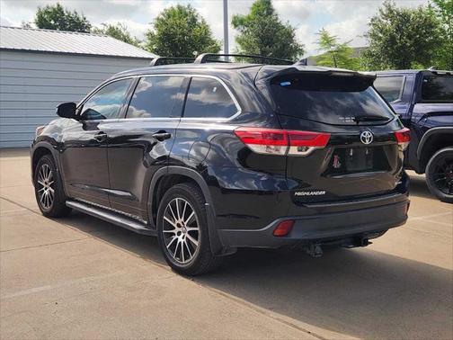 2018 Toyota Highlander SE