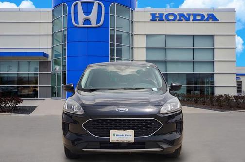 Antimatter Blue Metallic 2021 Ford Escape SE