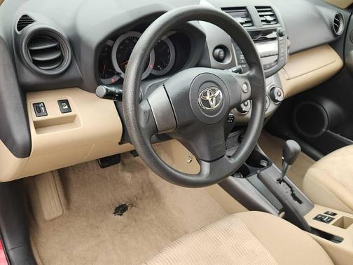 Barcelona Red Metallic 2011 Toyota RAV4 Base