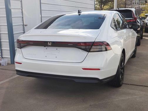 2025 Honda Accord Sport SE 1.5T