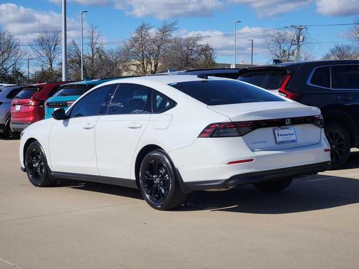 2025 Honda Accord Sport SE 1.5T