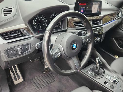 2022 BMW X2 sDrive28i